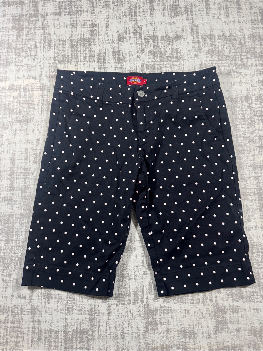 Dickies Unisex Teens Black with White Polka Dot Flat Front Shorts sz 7